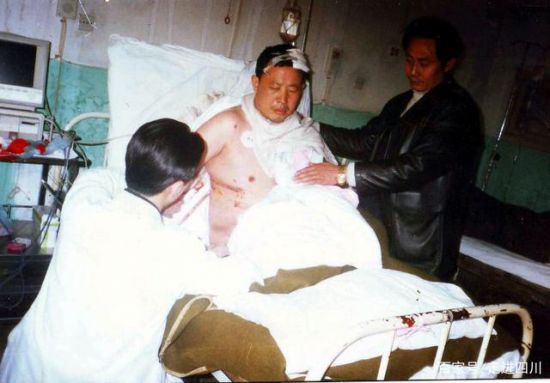 《當今奇人周興和》勵志小說連載之三十七 ● 死神慘淡的笑容