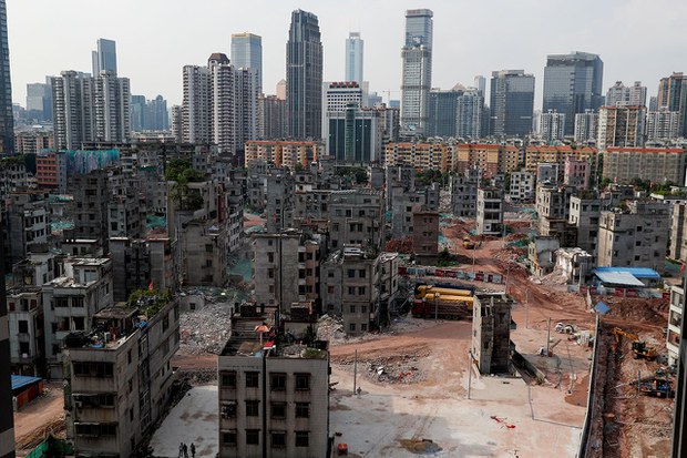 推城中村改造\”白名單\”信貸規模翻倍 住建部救市措施再受質疑