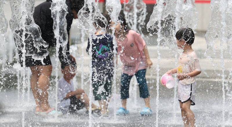 南韩超热！酷暑已酿7死 热伤害较去年同期增8成