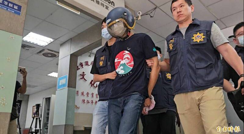 还在演！ 土城杀妻男警局吃好睡好 看到媒体又假装啜泣