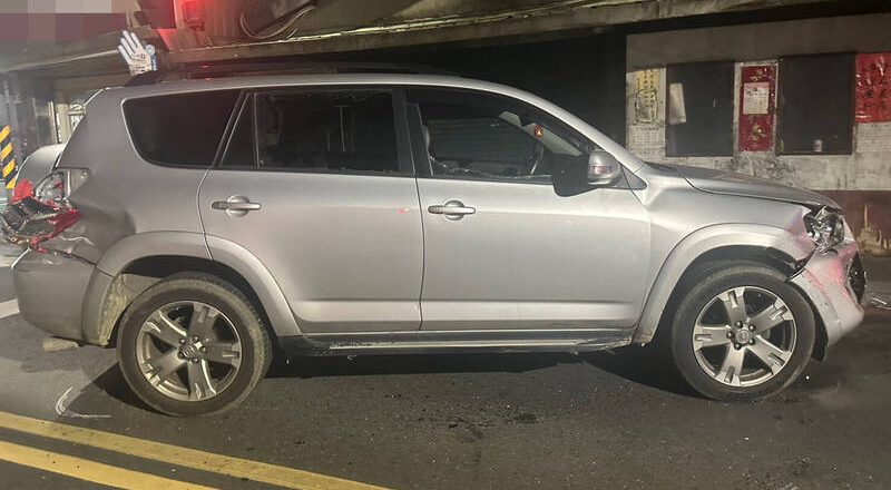 汐止深夜追逐戰！酒駕男拒檢加速逃逸撞警車 收22萬元罰單