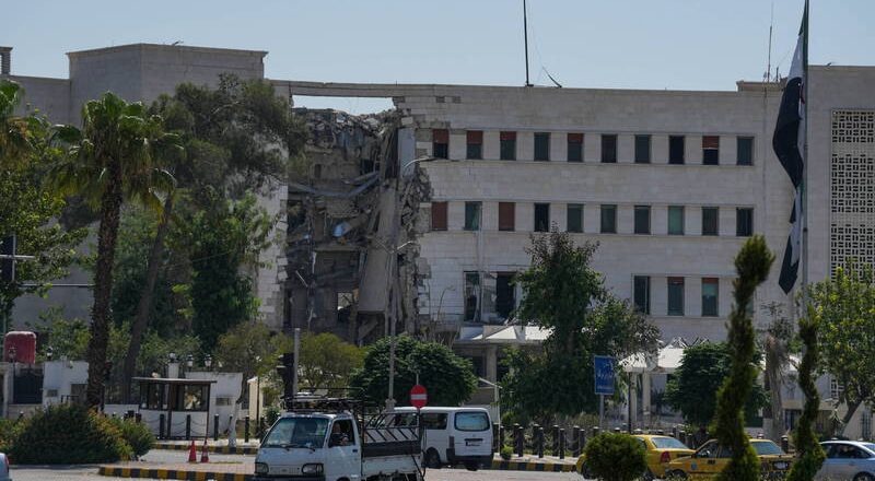 以色列空袭大马士革 冲击与周边国家关系正常化进程