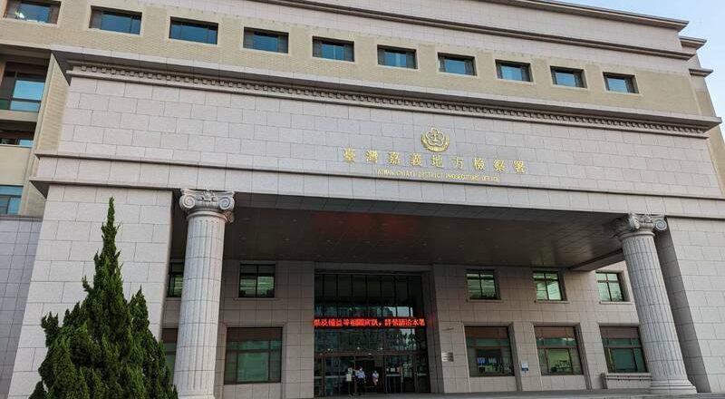 嗆醫院很爛、還推護理師 6旬男違反醫療法被訴