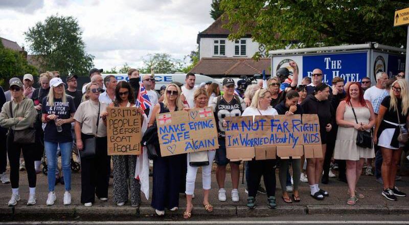 受庇護男涉性侵少女 英國逾千民眾聚集要求趕走庇護者