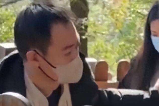 辛柏青与李乃文密赴大孤山 2次同行疑点重重 知情人曝目的不简单
