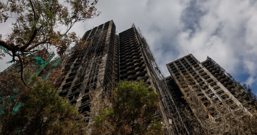 大火又燒出「國安案」 香港前議員被捕