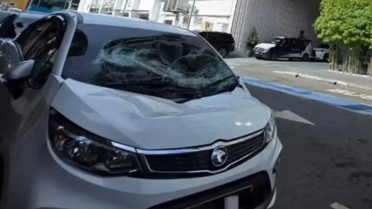 北京女游客海外酒店坠亡 砸中车辆 丈夫惨叫…