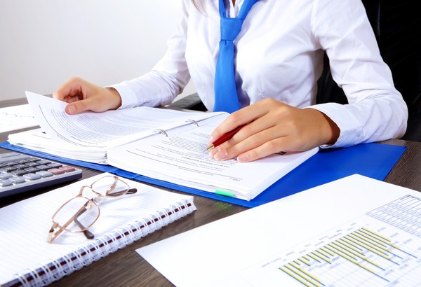 每天提早40分鐘到公司 她卻被開除了 理由竟是…