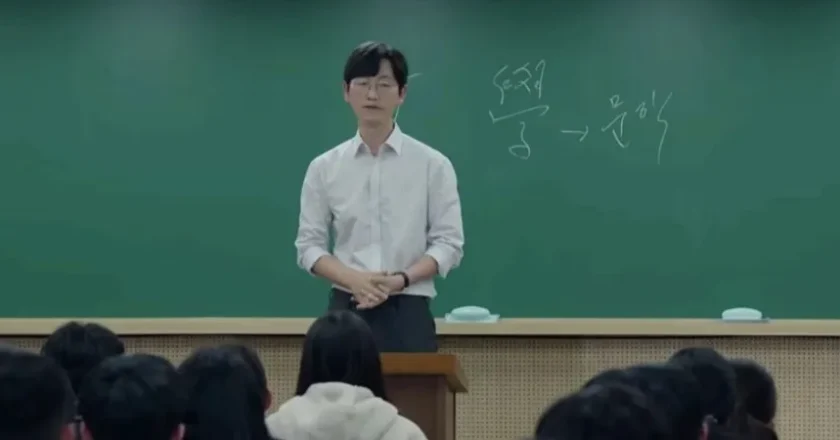 0抬头率 中国大学被迫把大学生当高中生管