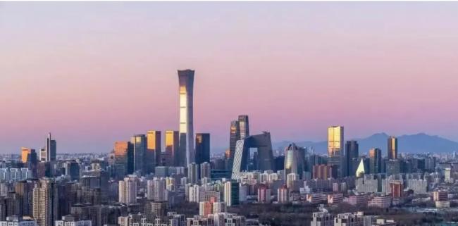 企业现在只招落难凤凰和少年将军