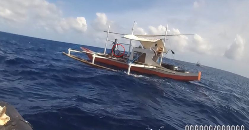 中菲南海仙宾礁爆冲突 陆指控菲「武装渔民」持刀挑衅