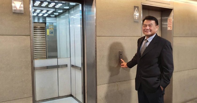 员工有福！崇友年终大发6个月 今年可望提前达标营收60亿、EPS 6元