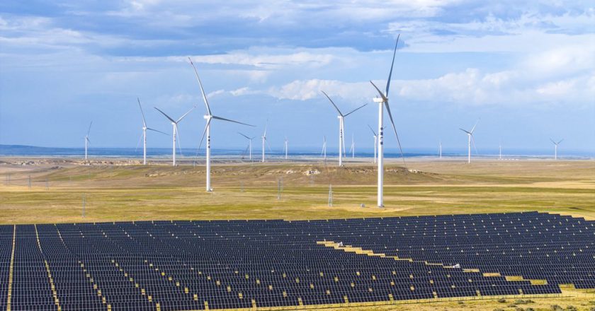 陆明年新增风电与光电装机逾2亿千瓦 核电发展基调不变