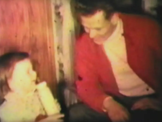 父亲出门买烟却人间蒸发 55年后地下室惊现…