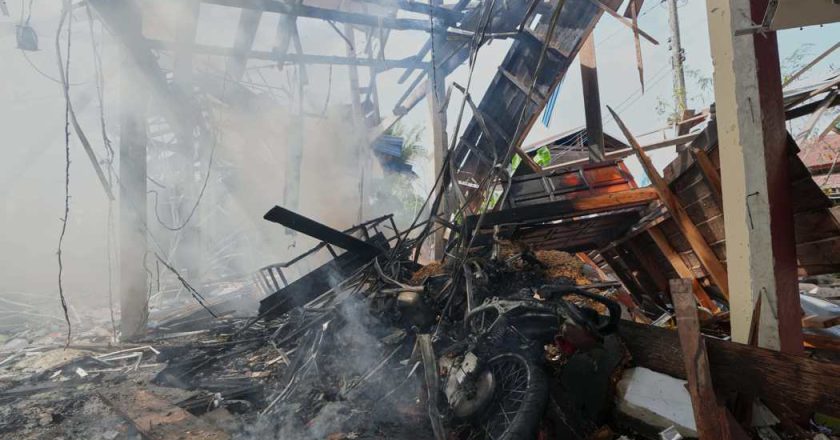 王毅通话泰柬外长调停边境冲突　陆称双方表达停火意愿