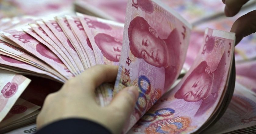 對沖美元風險、陸企出海….人民幣湧現境外貸款熱潮