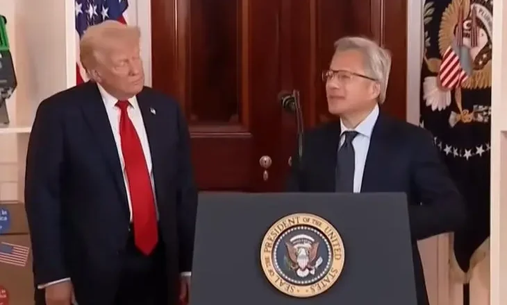 特朗普明摆着抢英伟达钱，但一个愿打一个愿挨